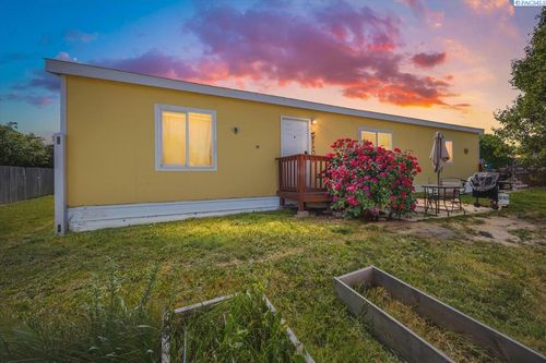 205-200802 E Game Farm Rd, Kennewick, WA, 99337 | Card Image