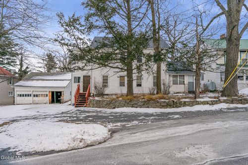 64 Grove St, Cairo, NY, 12413-3033 | Card Image