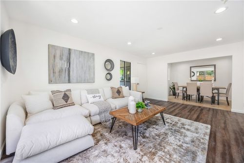 38-73 Rockwood, Irvine, CA, 92614-7055 | Card Image