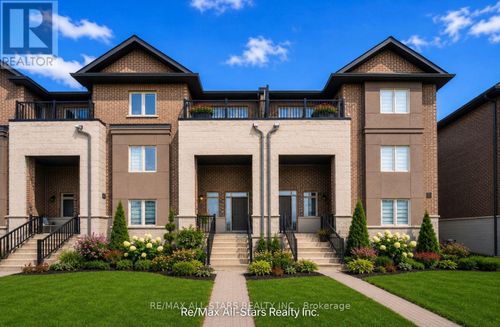 18 Alan Williams Trail, Uxbridge, ON, L9P0R5 | Card Image