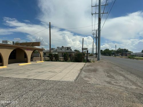 11861 Socorro Rd, San Elizario, TX, 79849-7303 | Card Image