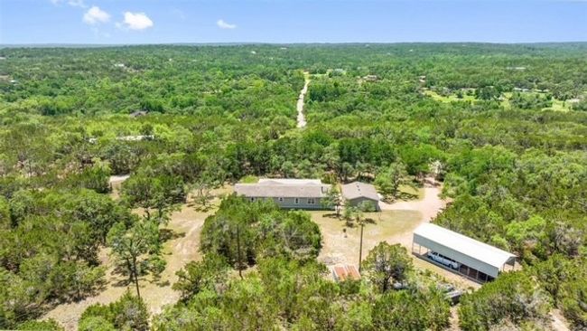 401 Buffalo Speedway, House other with 4 bedrooms, 2 bathrooms and 10 parking in Driftwood TX | Image 4