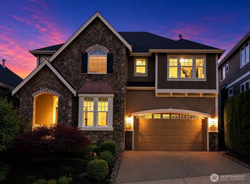 726 S 38th Ct, Renton, WA, 98055-5894 | Card Image
