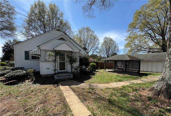 373 Mountainview Rd, House other with 3 bedrooms, 2 bathrooms and null parking in King NC | Image 4