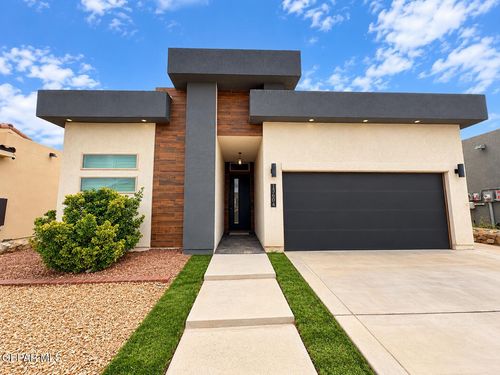 13604 Garforth Ave, Horizon City, TX, 79928-2313 | Card Image