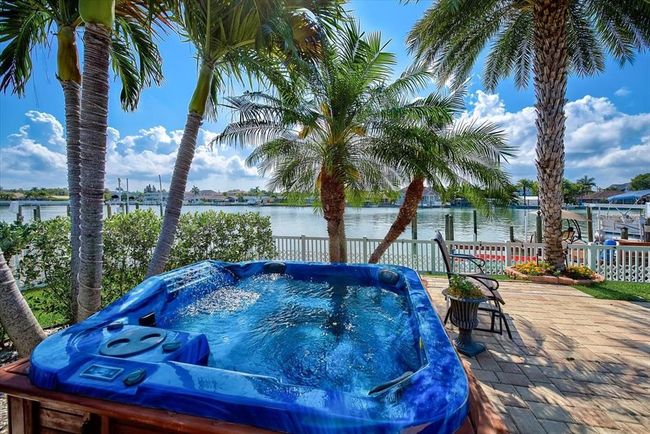 217 Driftwood Ln, House other with 3 bedrooms, 2 bathrooms and null parking in LARGO FL | Image 56