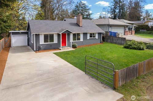 812 Reiten Rd, Kent, WA, 98030-6216 | Card Image