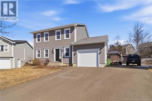 92 Blanchard Crt, Fredericton, NB, E3G3X2 | Card Image