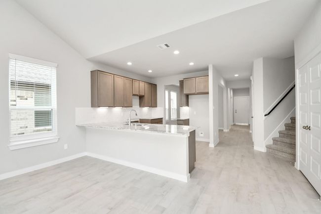 Discover another perspective of this beautiful kitchen! | Image 17