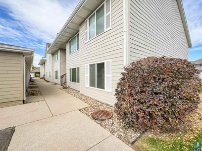 49 - 7115 56th St, Condo with 2 bedrooms, 1 bathrooms and null parking in Sioux Falls SD | Image 1