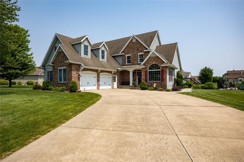 11154 E Ravenwood Ct, Effingham, IL, 62401-7492 | Card Image
