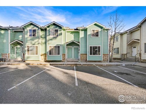 976 Monroe Avenue N, Loveland, CO, 80537 | Card Image