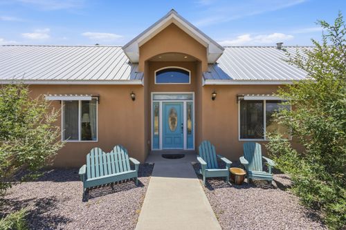 95 Marquez Rd, Los Lunas, NM, 87031-7621 | Card Image