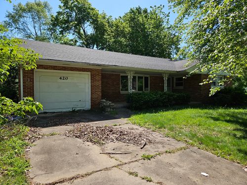 420 S Wood Street, Nashville, IL, 62263 | Card Image