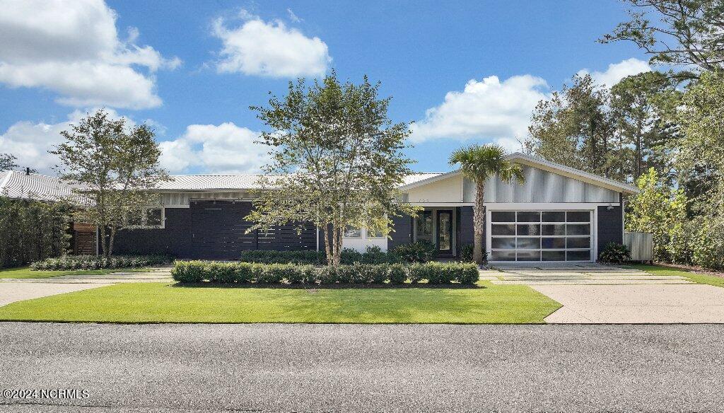 Magnolia Ave, Carolina Beach, NC 28428