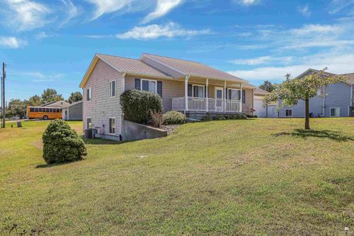 301 W Skene St, Westmoreland, KS, 66549-9589 | Card Image