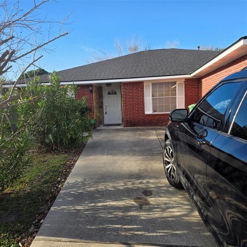 10834 Cayman Mist Dr, Houston, TX, 77075-5056 | Card Image