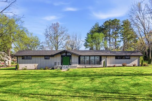 8220 Concord Rd, Brentwood, TN, 37027-6741 | Card Image