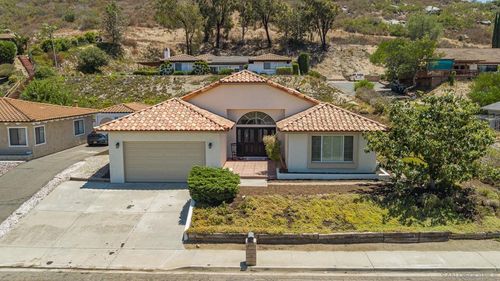 31189 Old River Rd, Bonsall, CA, 92003-5104 | Card Image