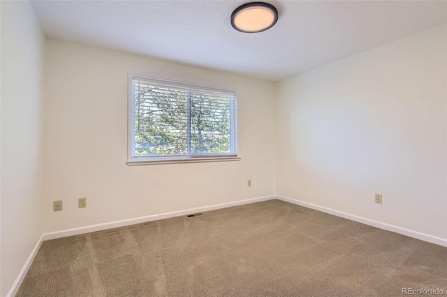9173 Sugarstone Cir, House other with 3 bedrooms, 4 bathrooms and 3 parking in Highlands Ranch CO | Image 16