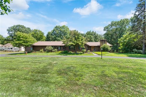 12980 Robinwood St Ne, Alliance, OH, 44601-8744 | Card Image