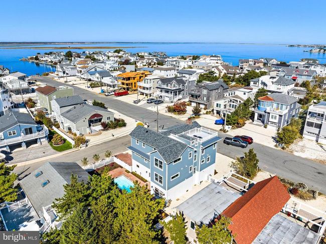 1 Cox Ave, House other with 5 bedrooms, 5 bathrooms and null parking in Harvey Cedars NJ | Image 114