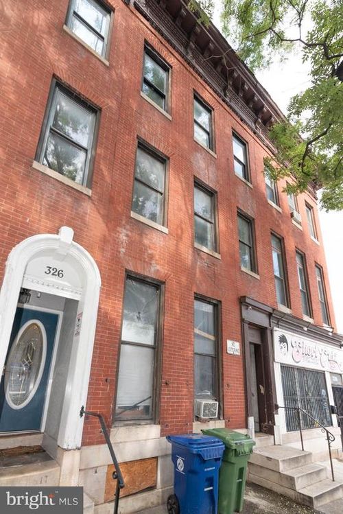 328 N Paca St, BALTIMORE, MD, 21201-1895 | Card Image