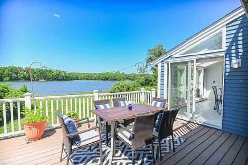 179 Spur Rd, Dover, NH, 03820-4686 | Card Image