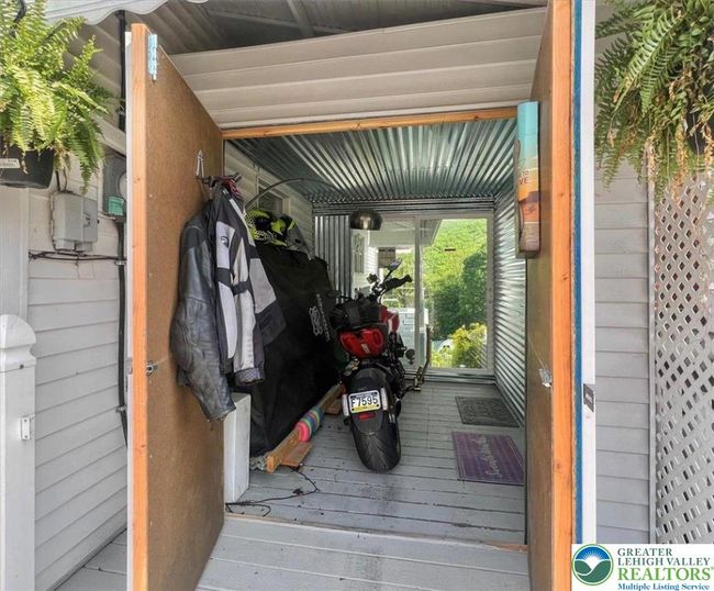 heated motorcycle shed | Image 36