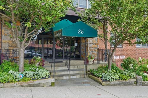 6d-25 Franklin Ave, White Plains, NY, 10601-3856 | Card Image