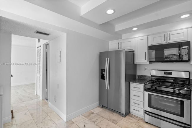 G30 - 7009 Sw 115th Pl, Condo with 2 bedrooms, 2 bathrooms and null parking in Miami FL | Image 22