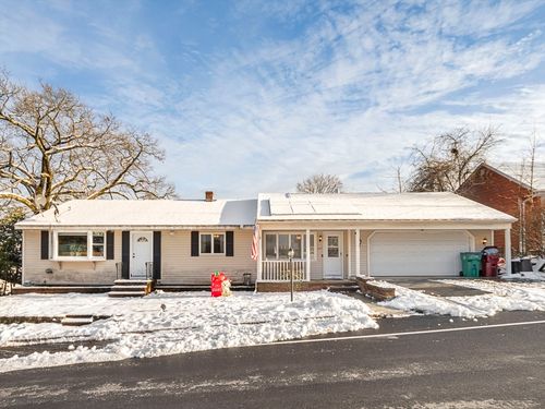 107 7th Ave, Lowell, MA, 01854-2327 | Card Image