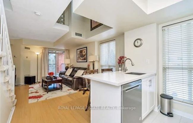 412 - 119 Merton St, Condo with 1 bedrooms, 2 bathrooms and null parking in Toronto ON | Image 4