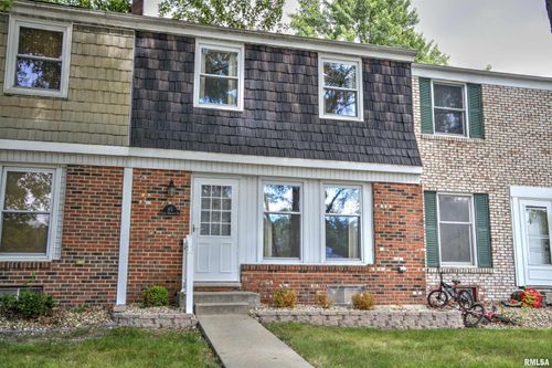 45 N Yorktown Rd, Macomb, IL, 61455-9326 | Card Image