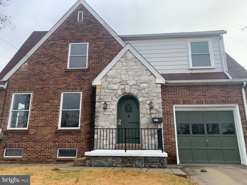 501 Hill St, YORK, PA, 17403-5704 | Card Image