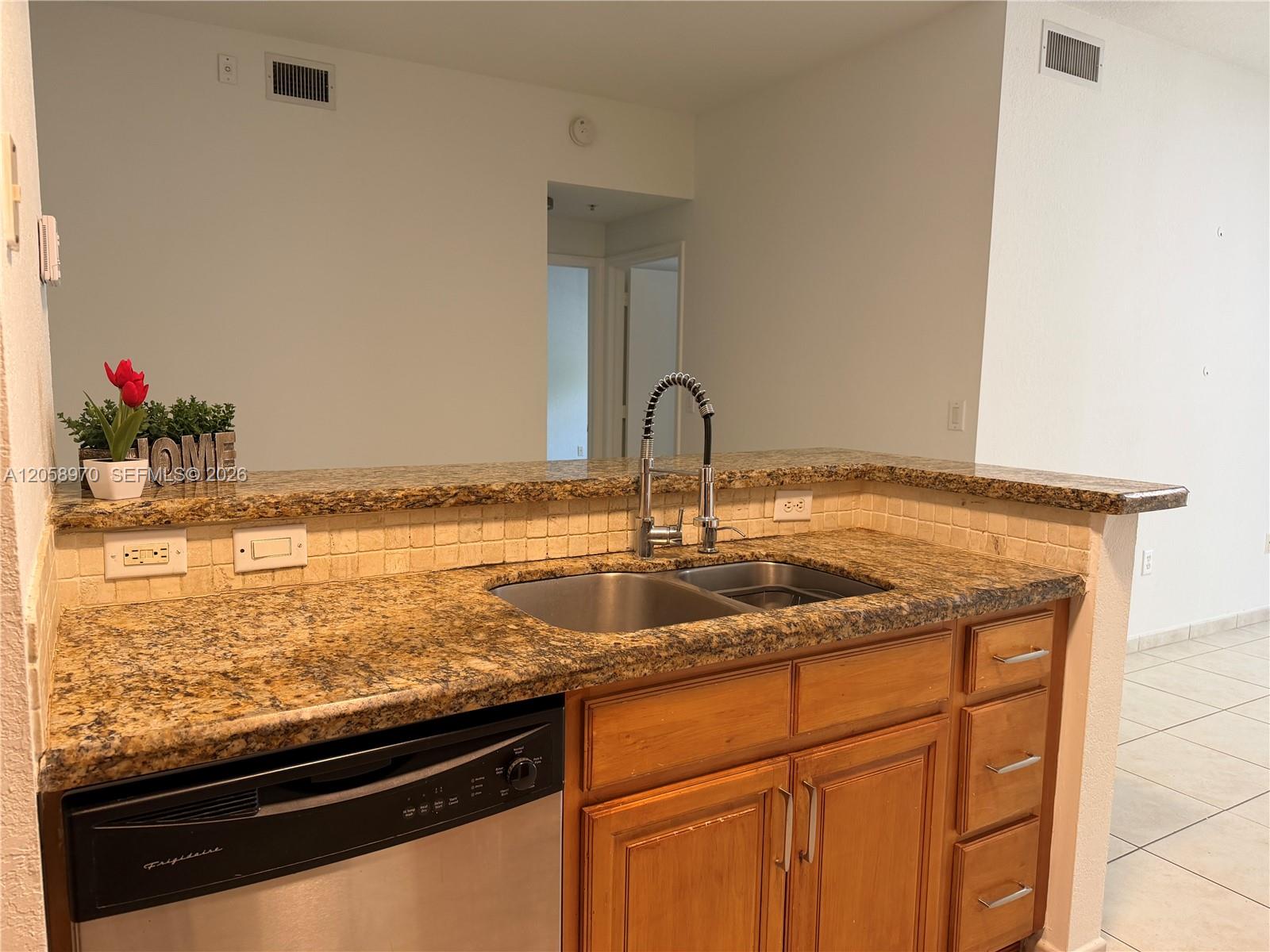 Residential Lease in Doral 5