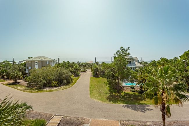 1637 Wayfarers Ct, House other with 4 bedrooms, 4 bathrooms and 4 parking in St. George Island FL | Image 52