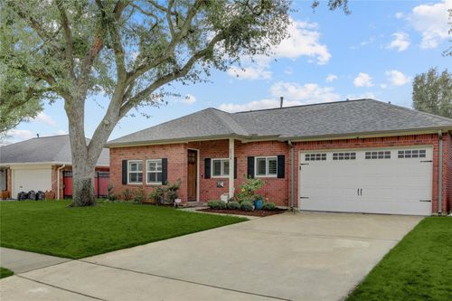 2418 Lazybrook Dr, Houston, TX, 77008-1196 | Card Image