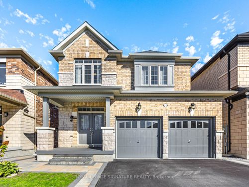 135 Woolacott Lane, Bowmanville, ON, L1C7H1 | Card Image