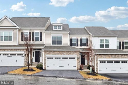 6 Skydance Way, WEST CHESTER, PA, 19382-6618 | Card Image