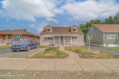 121 Penn Ave, EXETER, PA, 18643-1919 | Card Image