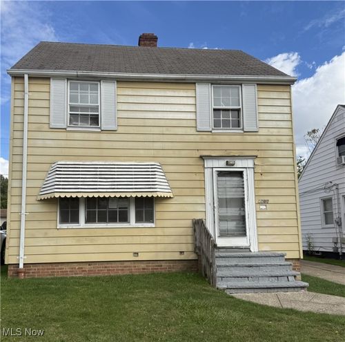 5199 Arch St, Maple Heights, OH, 44137-1505 | Card Image