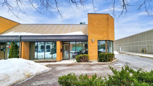 21-95 W Beaver Creek Rd, Richmond Hill, ON, L4B1H2 | Card Image