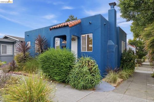 2600 Sacramento St, Berkeley, CA, 94702-1202 | Card Image