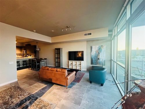 606-353 E Bonneville Ave, Las Vegas, NV, 89101-6622 | Card Image