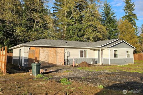 16 Pebble Creek Ct, Elma, WA, 98541-1300 | Card Image