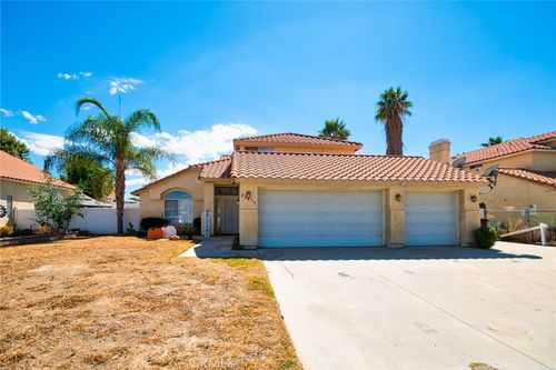 42879 Acacia, Hemet, CA, 92544 | Card Image