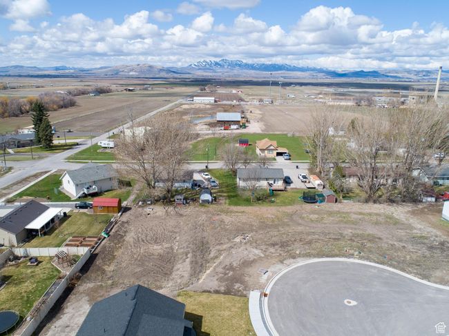 Aerial view featuring a residential view and a mountain view | Image 4