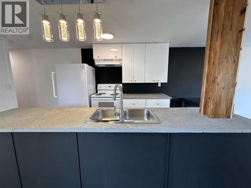 9-3999 Skaha Lake Rd, Penticton, BC, V2A6J7 | Card Image