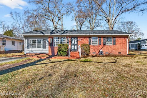 1718 Park Ave, New Bern, NC, 28560-5433 | Card Image